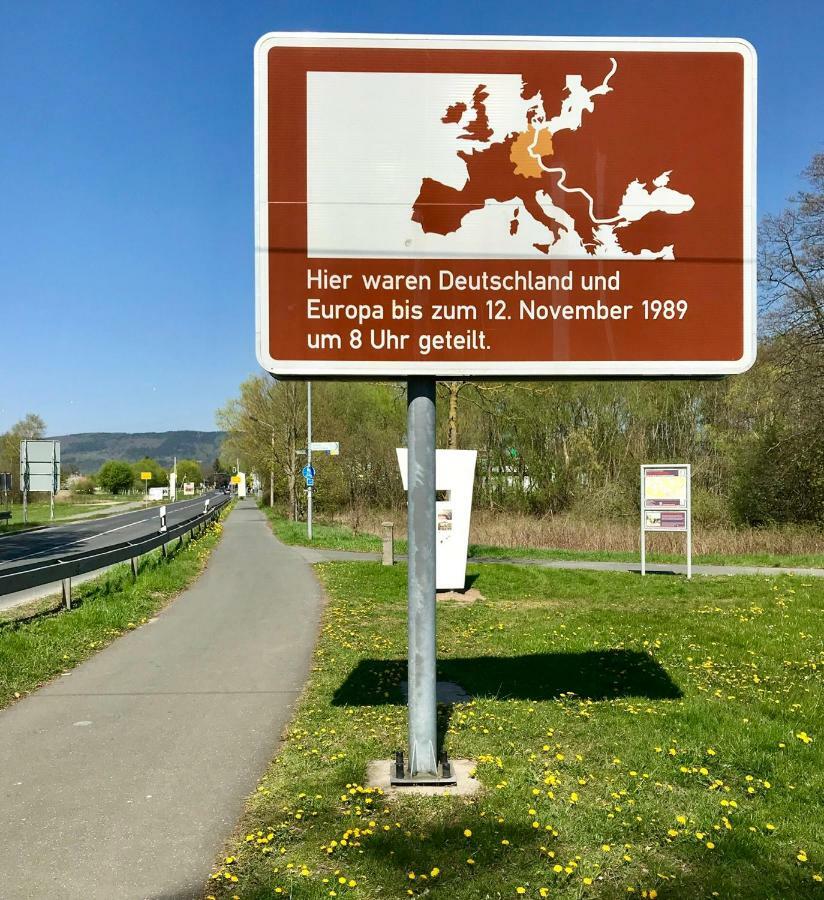 Ferienwohnung Fuer Alt Und Jung Sonneberg Bagian luar foto